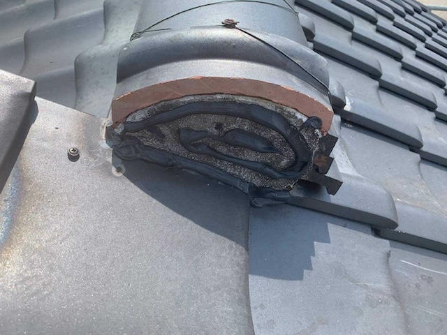 経年劣化した漆喰・別角度